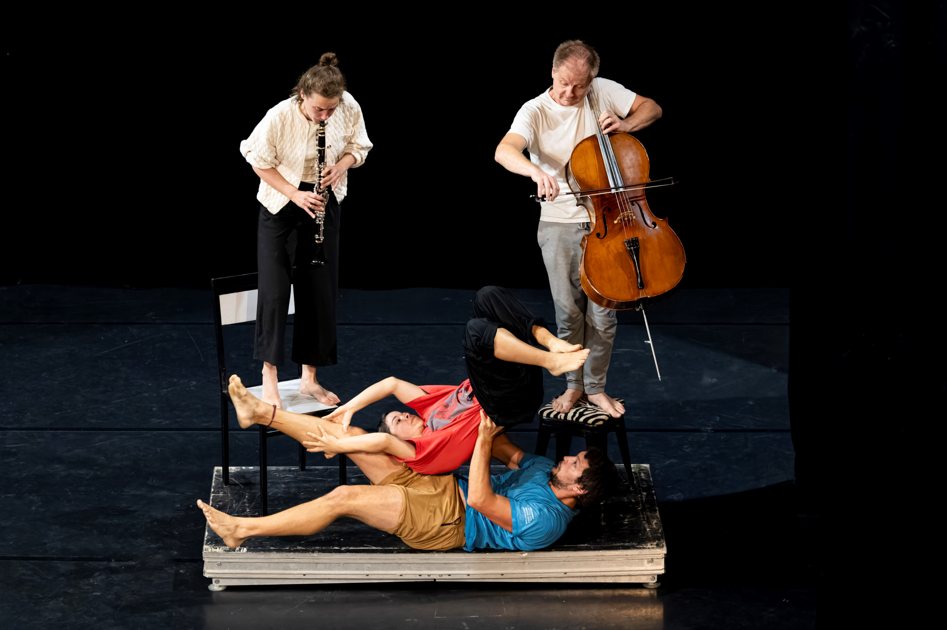 Illustration PORT�S ACROBATIQUES